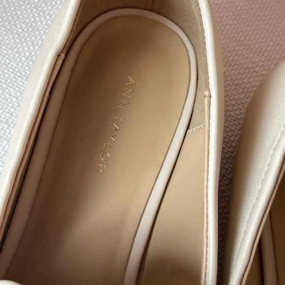 Ann Taylor Chain Leather Loafers size 6.5 NWOT - Picture 5 of 8